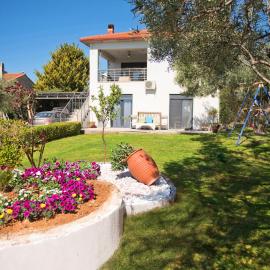 ELENA'S VILLA WITH VIEW, Hotel in Néa Tríglia
