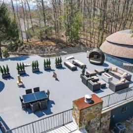 Ole Smoky BnB Theater Sauna Hot Tub Rooftop Views