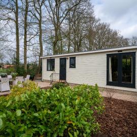 Stijlvol, rustig chalet midden in de Veluwse natuur mét weidezicht