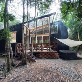 En Bosque, con Río, sin vecinos y Wifi Starlink, Hotel in Puelo