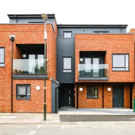 Hybrid Resi - London, Mitcham close to Tooting and Wimbledon, hotel u gradu Mitcham