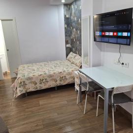 TourismCasa – hotel w mieście Dos Hermanas