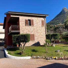 Villa maglio, Hotel in Altofonte