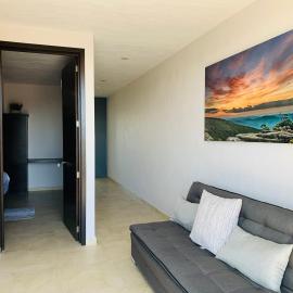 New Modern Condo with Air-condition, hotel em Zapotlanejo