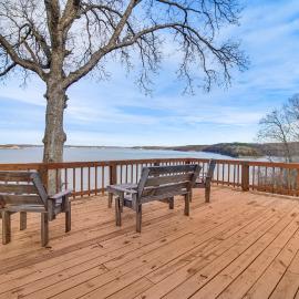 Grand Lake Views: Pet-Friendly Jay Getaway! – hotel w mieście Jay