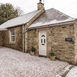 Hawick में, होटल Homely and cosy cottage in the Scottish Borders