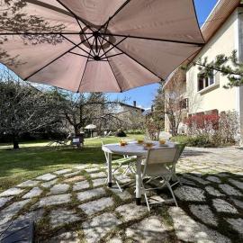 Appartement rénové 4 pièces, 6 pers, balcon, jardin, parking, wifi – Briançon - FR-1-330C-142