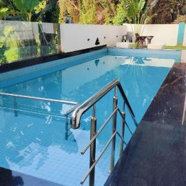 iNDO Homtel Luxury 1-BHK Villa with Pool, hotel u gradu Goa