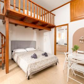 Dionysia Sea Side By Greece Apartments, hotel u gradu Selianitika