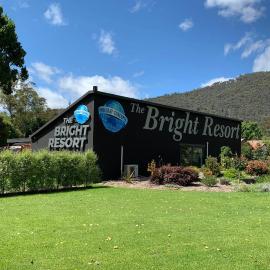 The Bright Resort, hotel i Bright