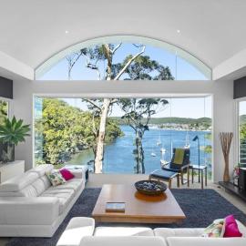 Aircabin - Daleys Point - Waterfront Retreat House، فندق في Daleys Point