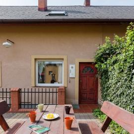 Holiday House BURSZTYN - Nature, Relax & Terrace by Noclegi Renters