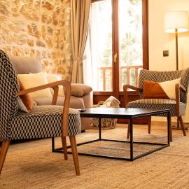 Acogedor chalet adosado con entrada independiente، فندق في Lamadrid