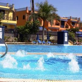 Beach and golf 4 Bedroom Holiday Home