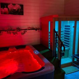 Charmant T3 jacuzzi, Hotel in Clairvaux-les-Lacs