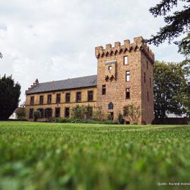 Herrenhaus Burg Vlatten, хотел в Хаймбах