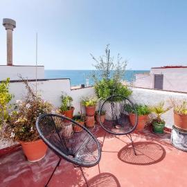 2 Bedroom Cozy Apartment In Peñíscola, hotel in Peniscola