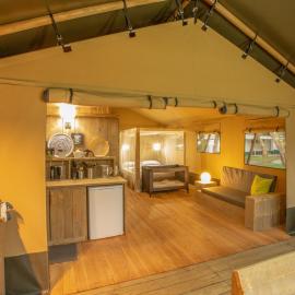 Lodge Holidays - Les 3 Cantons, hotel in Saint-Antonin