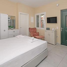 Corfu Portside Studio!