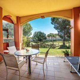 AMA Residences Andalucia、イスランティージャのホテル