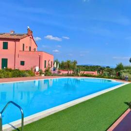 Green View Apartment with pool, khách sạn ở Castiglioncello