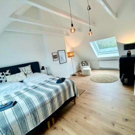 FeelsLikeHome - Reihenhaus zwischen Hamburg und Heide mit Garten&Garage