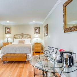 Resort-Style Napa Studio: Close to Wineries!