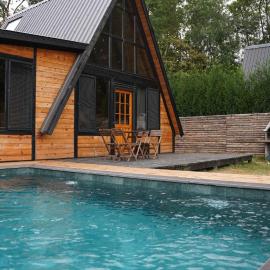 Pentalow Cabin、コジャエリのホテル