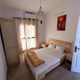 Chambre tout confort climatisée - SDB intérieure privée & Cuisine équipée & Breakfast