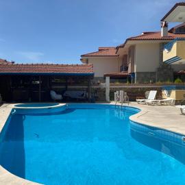 Kayalı apart hotel、オルタジャのホテル