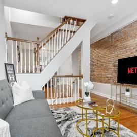 Charm City Homestay in Washington Village, hotel en Baltimore