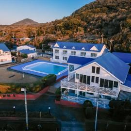 Hotel Kailani โรงแรมในOshima