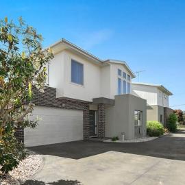 Spacious Townhouse Central St Leonards