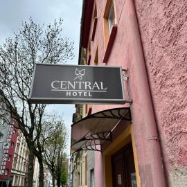 Central Hotel