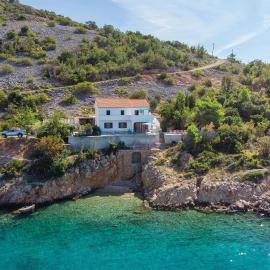 Lovely Apartment In Jablanac With Wifi