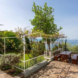 Gorgeous Home In Omisalj With Wifi, hotel in Omišalj