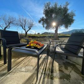 Samorinha House, hotel i Assares