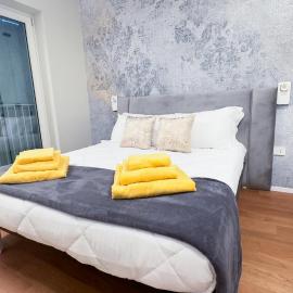 Farmont Seafront Venice Suite by Ca-Sa Check