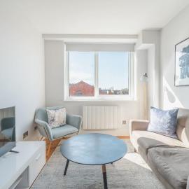 Modern 1 Bedroom Apartment in Central Eastleigh
