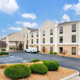 Comfort Inn Near Six Flags St Louis โรงแรมในPacific