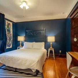 Charming Room in Capitol Hill - Foxglove Inn Rm 3, hotel u gradu Sijetl