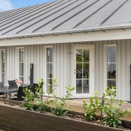 Stunning Apartment In Væggerløse โรงแรมในMarielyst