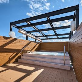 Sauna & Capsule Hotel Rumor Plaza, hotel in Kyoto