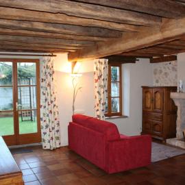 Charmant gîte près des châteaux, jardin et rivière - FR-1-491-404, hotel in Chambon-sur-Cisse