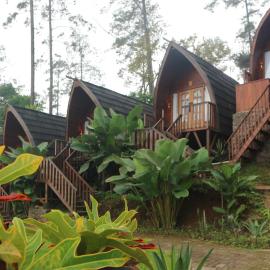 TwoSpaces Living at Welirang Resort Syariah, хотел в Claket
