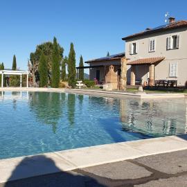 Agriturismo L'impero โรงแรมในซานตาลูเช