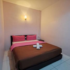 Hotel Kuang Hua Sitiawan Near To UniKL-MIMET, ξενοδοχείο σε Sitiawan