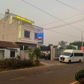 Nhà Nghỉ A&Em, hotel a Xã Bình Hòa
