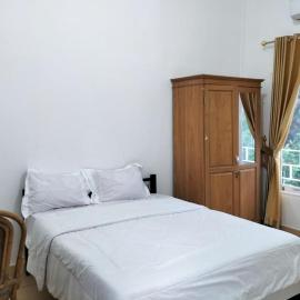 Kupang में, होटल Wisma Silampari Mitra RedDoorz