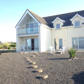 Stunning Detached 3 Bedroom House Islandandmagee